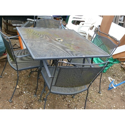 340 - SQUARE METAL MESH TOPPED GARDEN TABLE WITH FOUR METAL MESH GARDEN SEATS