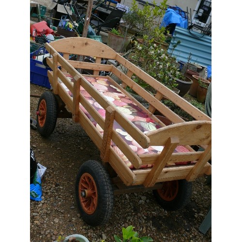 368 - PULL ALONG GARDEN CART WITH PADDED SEAT