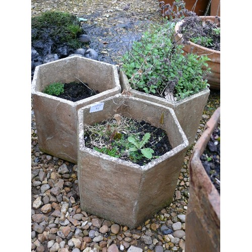 373 - 3 HEXAGON PLANTERS