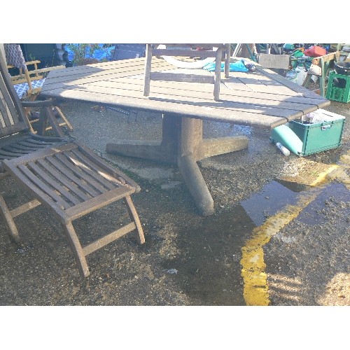 388 - LARGE TEAK TRIANGULAR TABLE WELL MADE STUNNING PIECE WITH TWO TEAK CHAIRS WITH REMOVABLE FOOTRESTS.