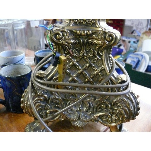 289 - BEAUTIFUL TALL ORNATE BRASS TABLE LAMP BASE, STUNNING.