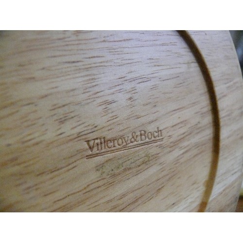 437 - VILLEROY & BOCH LARGE WOODEN BOWL