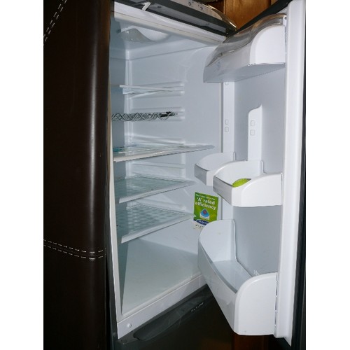 500 - HOTPOINT FUTURE FRIDGE FREEZER IN GREY