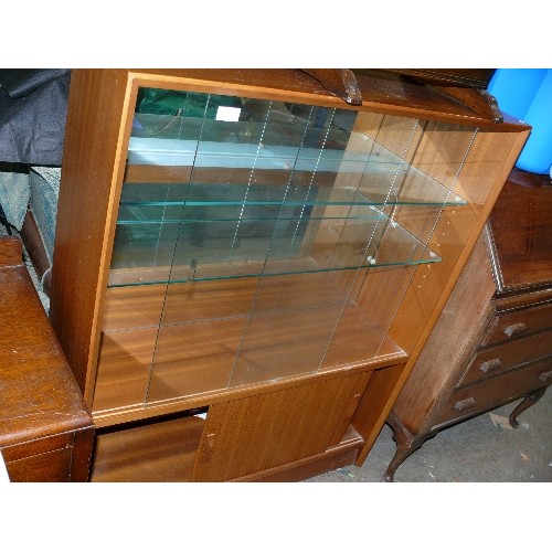 512 - MID CENTURY TEAK PETITE DISPLAY CABINET WITH GLASS SHELVES AND GLASS SLIDING DOORS WITH 2 UNDER CUPB... 