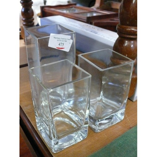 475 - SET OF 3 X HEAVY SQUARE GLASS VASES.