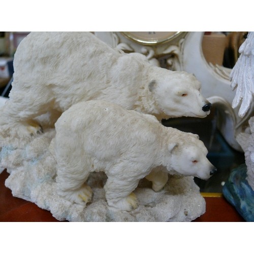 293 - LARGE COLLECTION OF VARIOUS GOOD QUALITY ANIMAL ORNAMENTS HORSES, SWANS, POLAR BEARS, DOGS ETC PLUS ... 