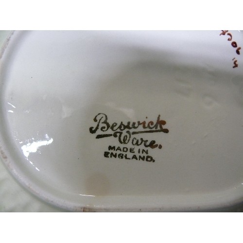 31 - BESWICK LETTUCE LEAF DISH