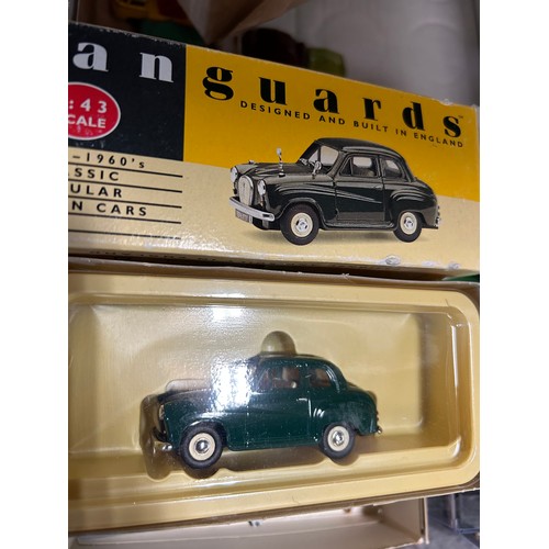 219 - A BOX OF COLLECTORS VEHICLES TO INCLUDE CARS AND BUSES BY CORGI, DINKY AND MATCHBOX.