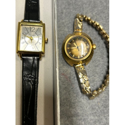 46 - 4 LADIES WRIST WATCHES INCLUDING INGERSOLL WITH LEATHER STRAP