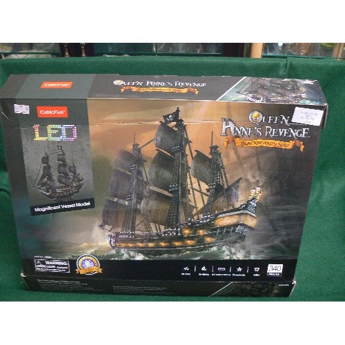 105 - A 340 PIECE MODEL KIT OF QUEEN ANNE'S REVENGE, BLACKBEARD'S SHIP BY CUBIC FUN, IN ORIGINAL BOX.