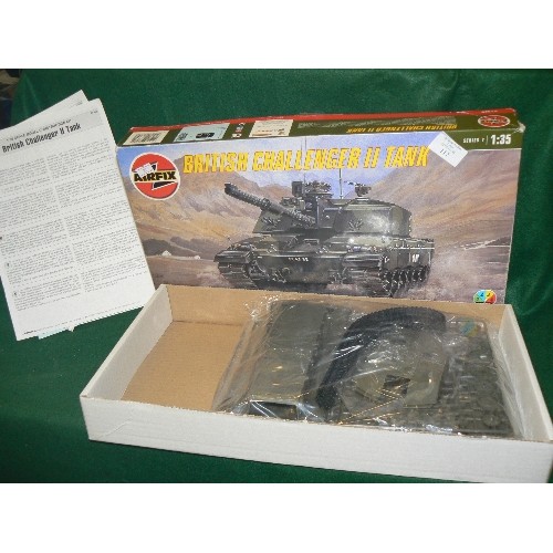 117 - AN AIRFIX MODELKIT OF BRITISH CHALLENGER II TANK 1:35 SCALE, IN ORIGINAL BOX, APPEARS NEW AND COMPLE... 