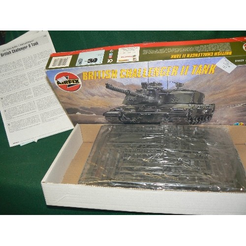 117 - AN AIRFIX MODELKIT OF BRITISH CHALLENGER II TANK 1:35 SCALE, IN ORIGINAL BOX, APPEARS NEW AND COMPLE... 