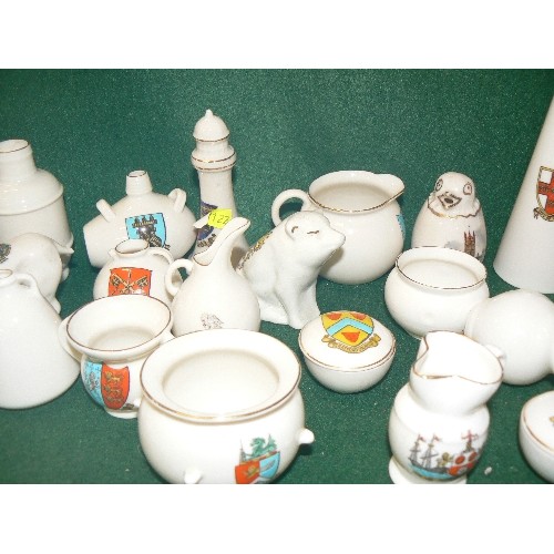 134 - A LARGE SELECTION OF CRESTWARE TO INCLUDE A PIG, BULLDOG, SHIP ETC MOSTLY BY GOSS.