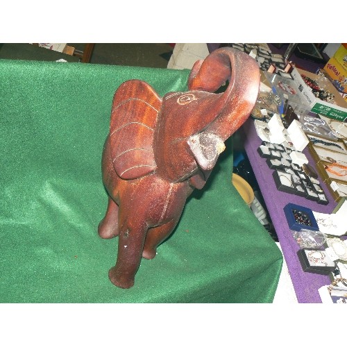 140 - VERY HEAVY LARGE GOOD QUALITY CARVED WOODEN ELEPHANT