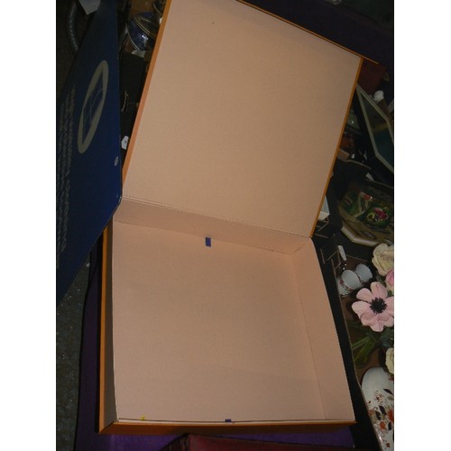 185 - A LARGE LOUIS VUITTON STORAGE BOX