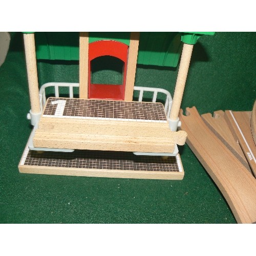 261 - LARGE STORAGE BOX WITH CONTENTS OF BRIO TRAIN TRACK AND ACCESSORIES, STORAGE BOX FOLDS OUT INTO A PL... 