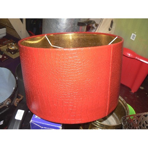 266 - FOUR VARIOUS GOOD QUALITY LAMPSHADES TO INCLUDE A VERY LARGE WOVEN SHADE AND A RED LEATHER EFFECT SH... 