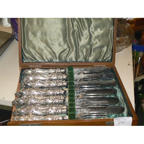 273 - A SET OF QUALITY SILVER PLATED FISH CUTLERY IN A FITTED WOODEN BOX