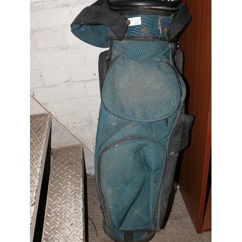 150 - GOLF CADDY & SET OF CLUBS