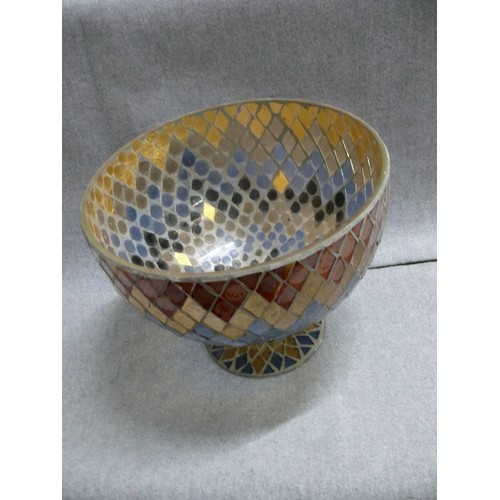 78 - A BEAUTIFUL HANDMADE MULTI COLOURED DIAMOND MOSAIC PEDASTAL BOWL