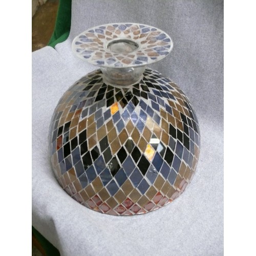 78 - A BEAUTIFUL HANDMADE MULTI COLOURED DIAMOND MOSAIC PEDASTAL BOWL