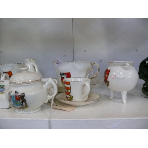 94 - A LARGE SELECTION OF ARMORIAL CRESTWARE CHINA, TEAPOT, JUGS, CUPS ETC TO INCLUDE GOSS AND ARCADIA.