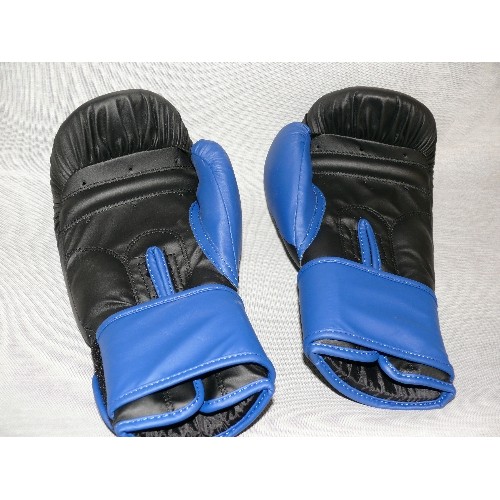 240 - A PAIR OF BLUE AND BLACK BOXING GLOVES BY CRANE