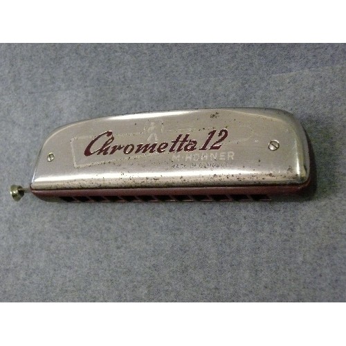 13 - A CHROMETTA 12 HOHNER HARMONICA