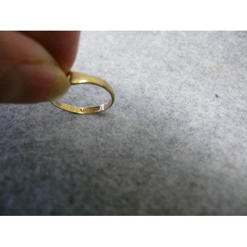 29 - A 9CT GOLD SMALL SIGNET RING SIZE I WEIGHT 1.15 GR