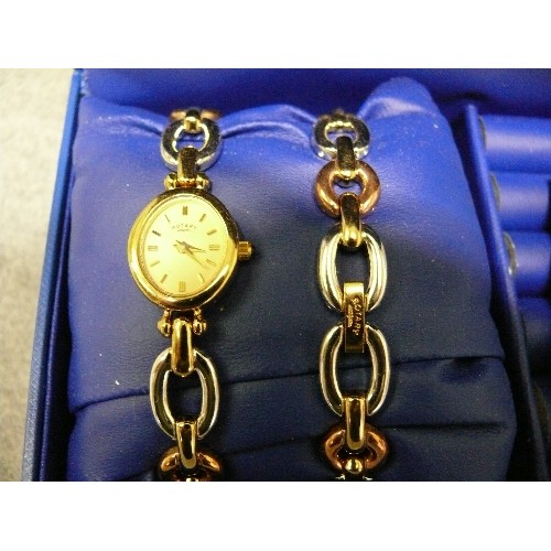 49 - A LOVELY ROTARY LADIES GOLD PLATED WATCH AND MATCHING BRACELET IN A JEWELLERY BOX