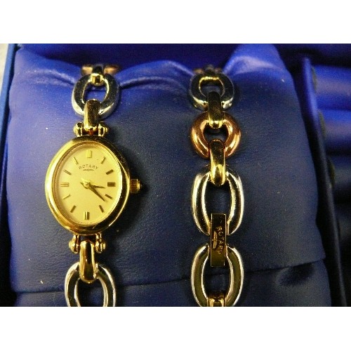 49 - A LOVELY ROTARY LADIES GOLD PLATED WATCH AND MATCHING BRACELET IN A JEWELLERY BOX