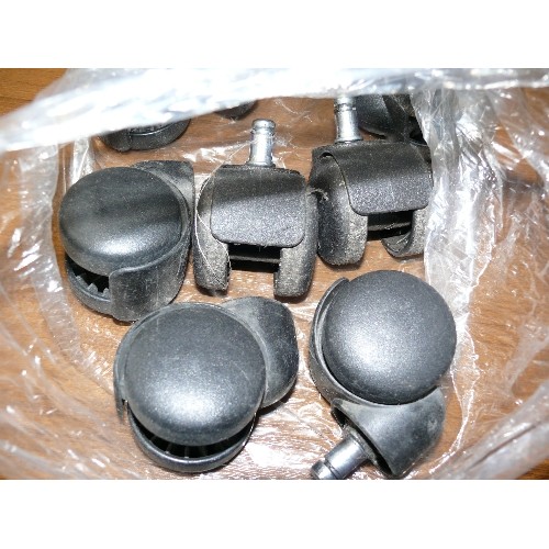 489 - QUANTITY OF FURNITURE CASTORS