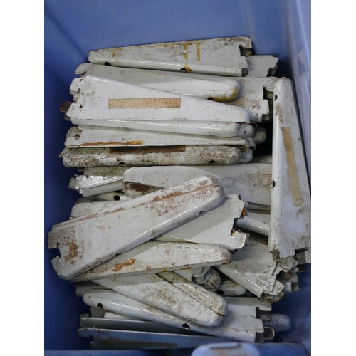 2 BOXES OF METAS SPUR SHELVING BRACKETS PLUS 20 MEDIUM AND 4 LARGE SUPPORTS