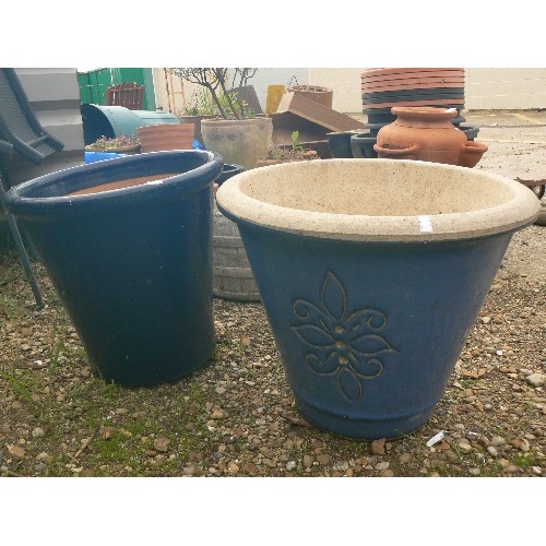 407 - VERY LARGE COBALT BLUE GLAZED GARDEN POT AND LARGE PALE BLUE PLANTER