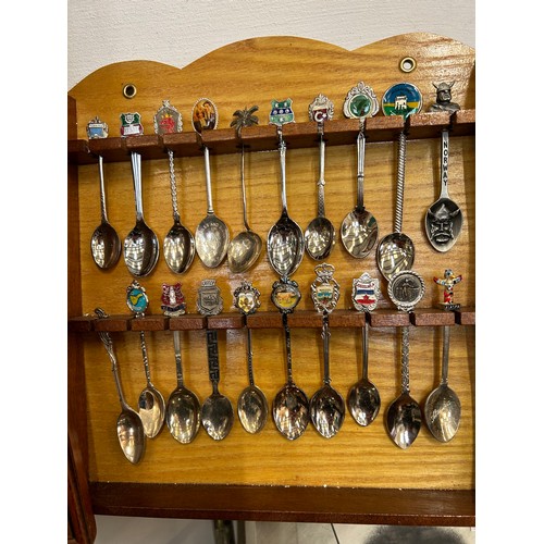 141 - UNUSUAL 20TH CENTURY KITSCH PLASTIC CHESS SET - LARGE PIECES - UP TO 3.5 INCHES TALL - MISSING 3 PIE... 