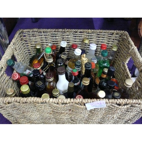 162A - A BASKET OF MINATURE DRINK BOTTLES