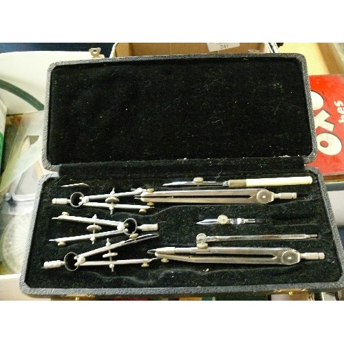 241 - A COLLECTION OF DRAWING INSTRUMENTS FRENCH CURVES, ANGLE FINDER, PROTRACTORS ETC