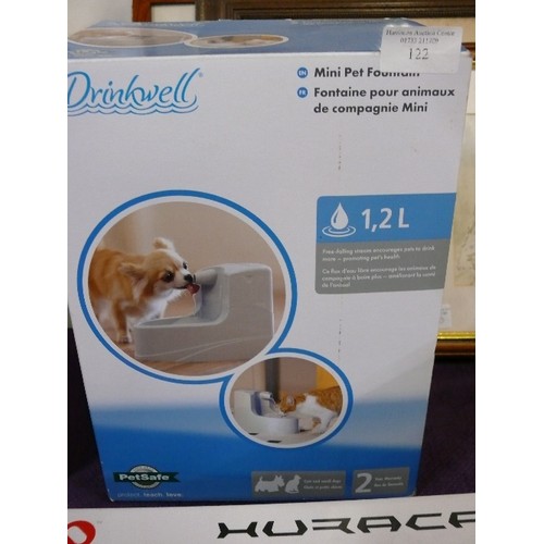 122 - A DRINKWELL MINI PET FOUNTAIN, 1.2 LITRE, NEW AND BOXED