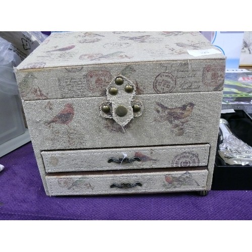 125 - A NEW LARGE JEWELLERY BOX WITH BIRD DESIGN