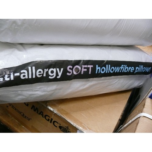 347 - A SUPER KING 13.5 TOGG DUVET BY NEXT PLUS A PAIR OF ANTI-ALLERGY HOLLOWFIBRE PILLOWS, BOTH BRAND NEW... 