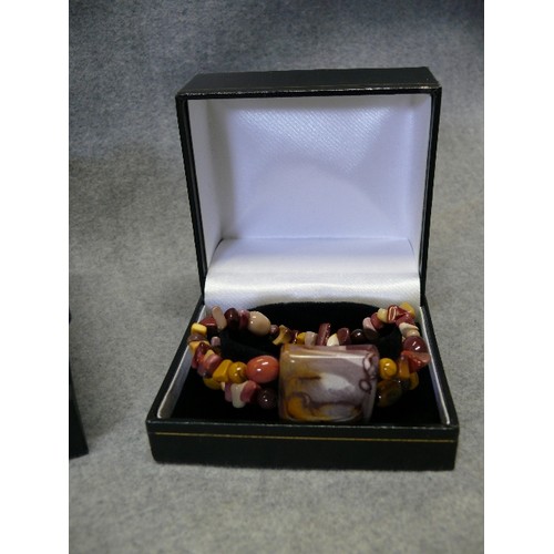 44 - NICE BOXED PIECES  ESPREE ELEPHANT WITH  WHITE STONES LOVELY BRACELET MADE FROM RARE STONES AND TED ... 