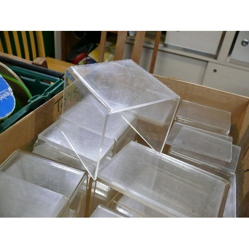 432 - APPROX 30 CLEAR PERSPEX DISPLAY STANDS -  VARIOUS SIZES, IDEAL FOR CAR BOOT STALLS