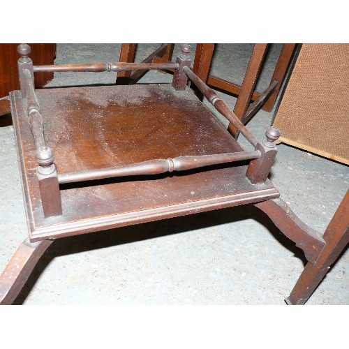 475 - EDWARDIAN ENVELOPE GAME/BRIDGE  TABLE OPENS UP TO DIAMOND SHAPE, COUNTER HOLDER DISHES.