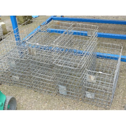 526 - 13 GALVANISED BASKETS