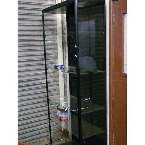 520A - TALL BLACK DISPLAY SHELVING WITH GLASS SHELVES AND LIGHTING TO THE TOP