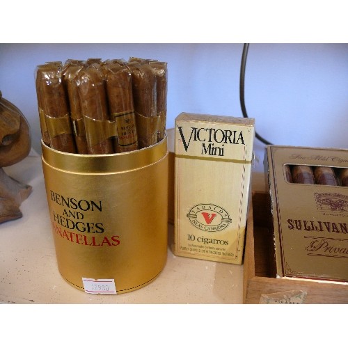 88 - A SELECTION OF CIGARS TO INCLUDE BENSON & HEDGES PANATELLAS, KING EDWARD CORONETS, SULLIVAN POWELL P... 