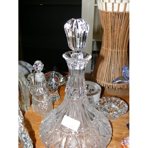 198 - A COLLECTION OF GOOD QUALITY CRYSTAL, A  DECANTER AND PAPERWEIGHTS BY WEDGEWOOD AND DARTINGTON