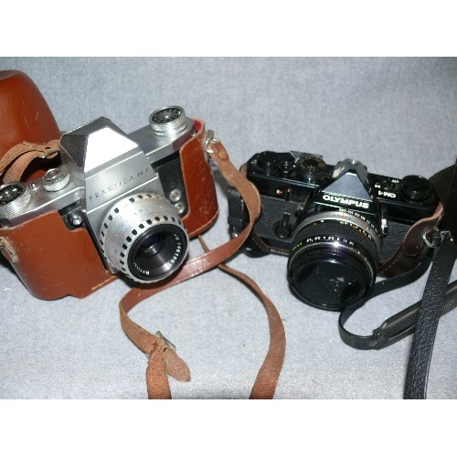 226 - VINTAGE PRAKTICA IV F CAMERA WITH LUDWIG MERITAR 2.9/50MM LENS IN LEATHER CASE AND VINTAGE OLYMPUS O... 