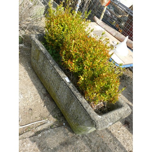 402 - A LARGE RECTANGULAR CONCRETE PLANTER