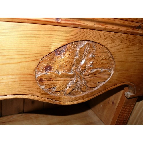 381 - BEAUTIFUL PINE RUSTIC BOOKCASE WITH ACORN  CARVED DETAIL TO THE FRONT